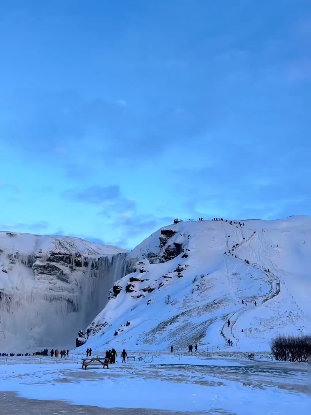 这个冬天总要去一次冰岛吧