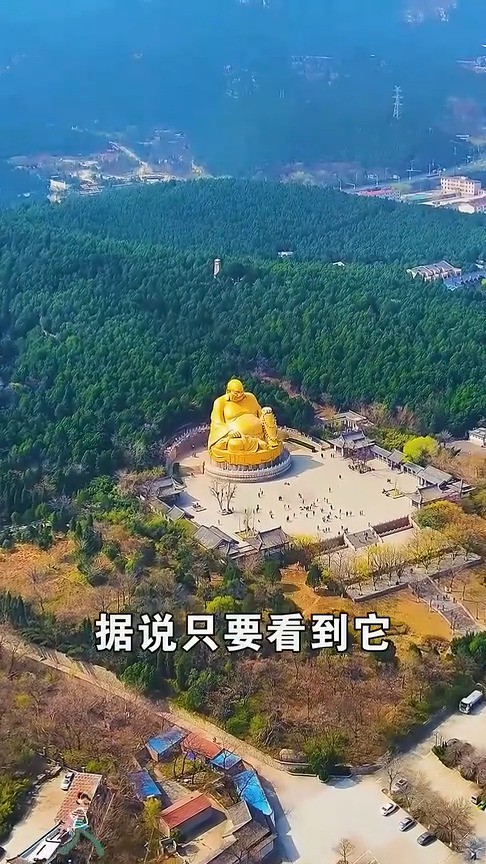 万万没想到,世界最大的弥勒大佛竟在中国!它就是雪窦山弥勒佛,位于雪窦寺后山海拔369米的山坡上